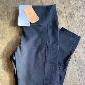 Fabletics Power Hold